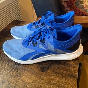 Reebok running shoes.... brand new size 11.5